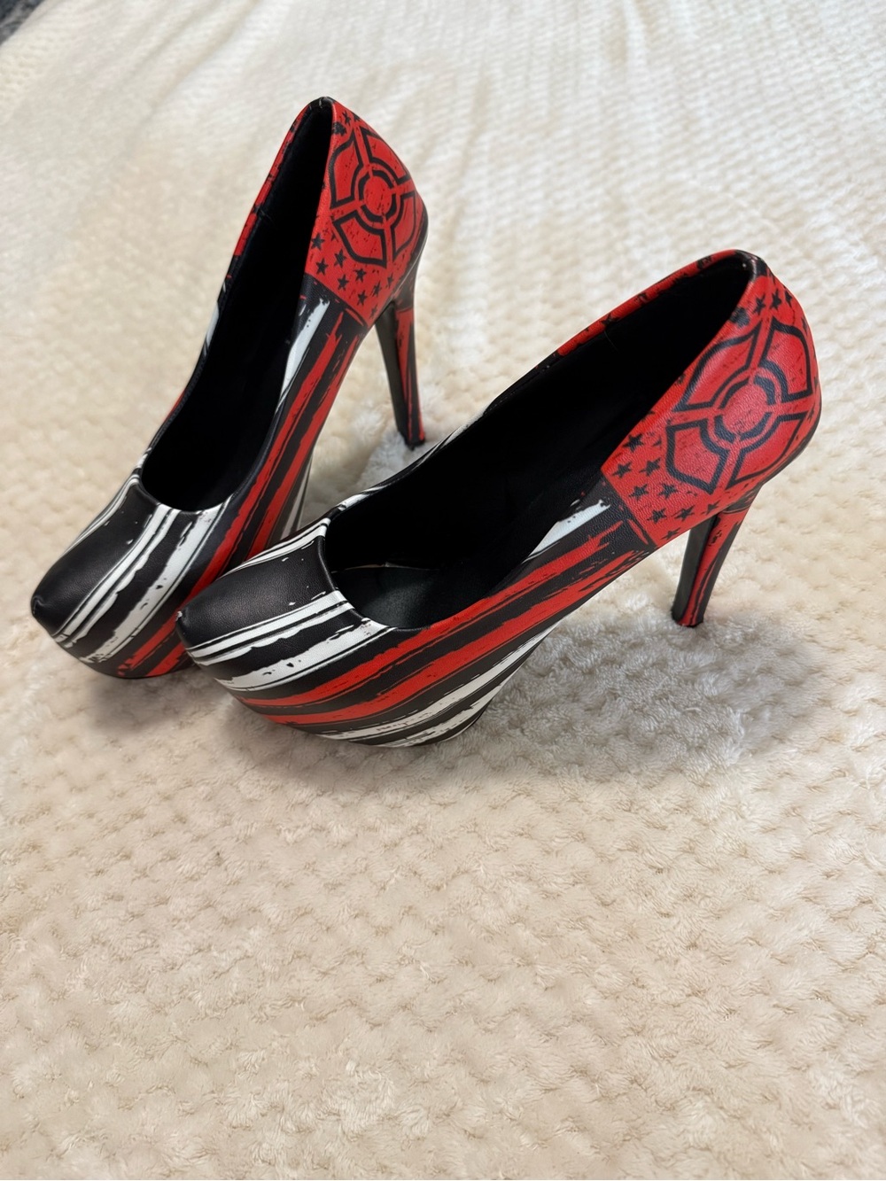 Red & Black Graphic Fire Fighter Platform High Heels size 9